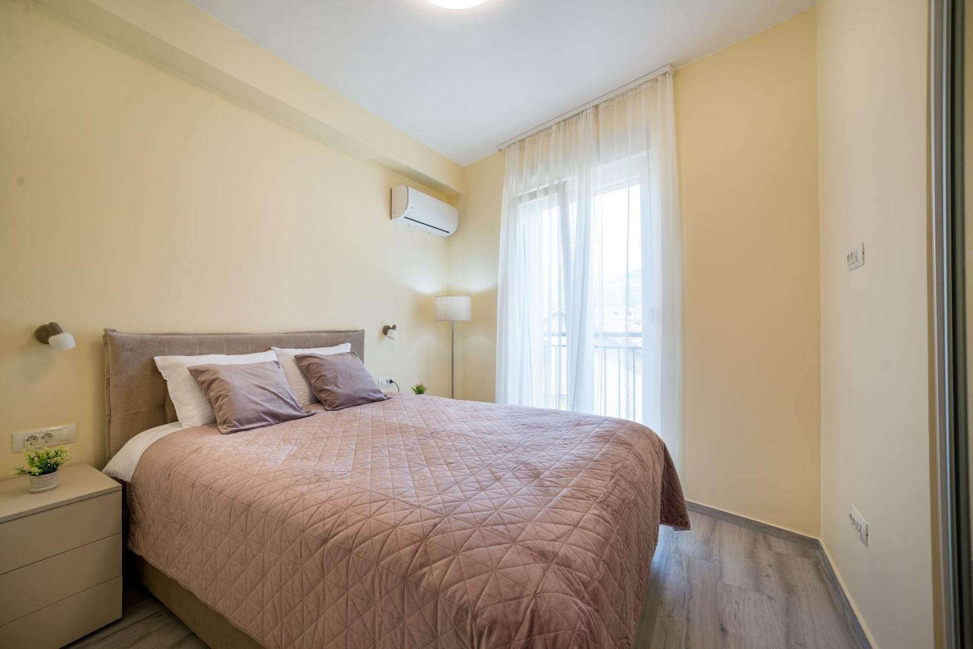 Villa Linz Tivat Exterior photo